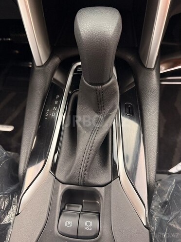 Toyota Corolla Cross 2024, 100 km - 2.0 л - Bakı