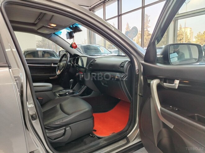 Kia Sorento 2011, 199,000 km - 2.0 л - Sumqayıt