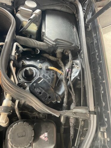 Mercedes E 320 2004, 253,000 km - 3.2 l - Lənkəran