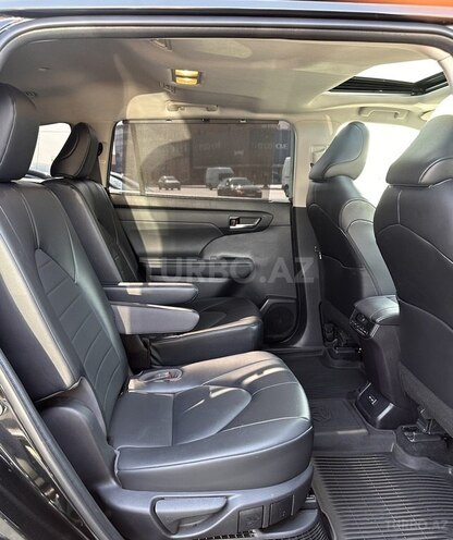 Toyota Highlander 2021, 30,000 km - 2.5 l - Bakı