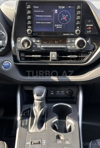 Toyota Highlander 2021, 30,000 km - 2.5 l - Bakı