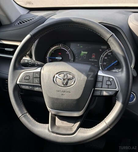 Toyota Highlander 2021, 30,000 km - 2.5 l - Bakı