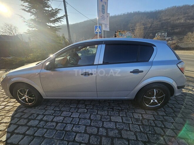 Opel Astra 2004, 342,000 km - 1.4 l - Qusar