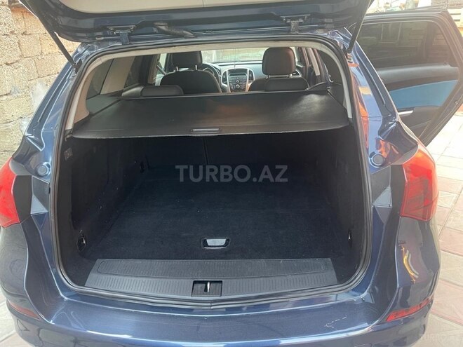 Opel Astra 2012, 250,000 km - 1.4 l - Bakı