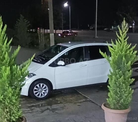 Mercedes A 180 2010, 135,012 km - 1.7 l - Bərdə
