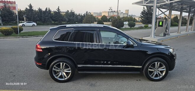 Volkswagen Touareg 2011, 144,000 km - 3.6 л - Bakı