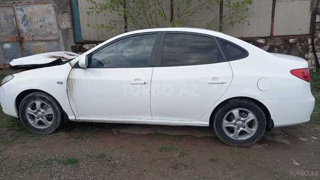 Hyundai Elantra 2009, 332,134 km - 1.6 l - Qazax
