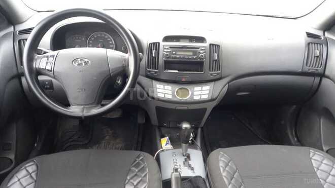 Hyundai Elantra 2009, 332,134 km - 1.6 l - Qazax