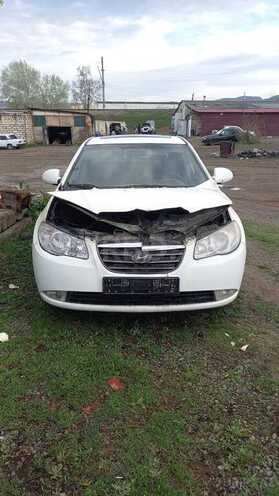 Hyundai Elantra 2009, 332,134 km - 1.6 l - Qazax