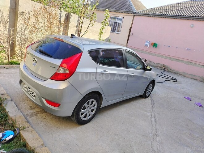 Hyundai Accent 2014, 215,000 km - 1.6 l - Bakı