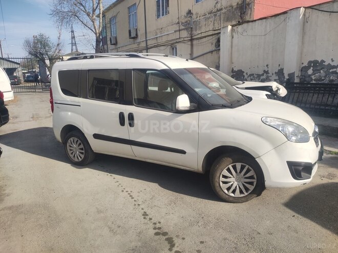 Opel Combo 2012, 330,000 km - 1.6 l - Bakı