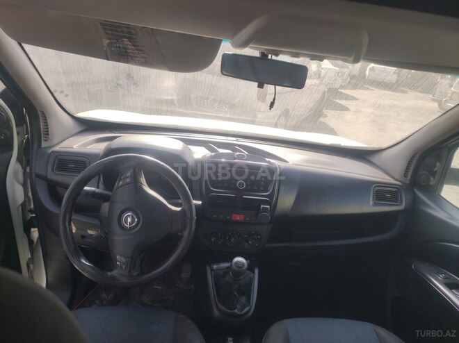 Opel Combo 2012, 330,000 km - 1.6 l - Bakı