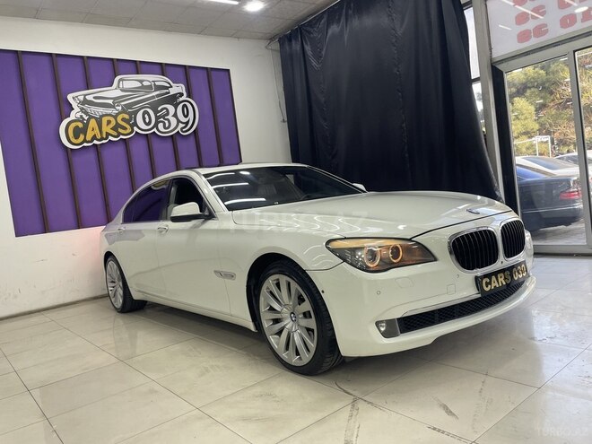 BMW 750-2