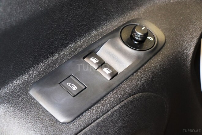 Citroen Berlingo-13