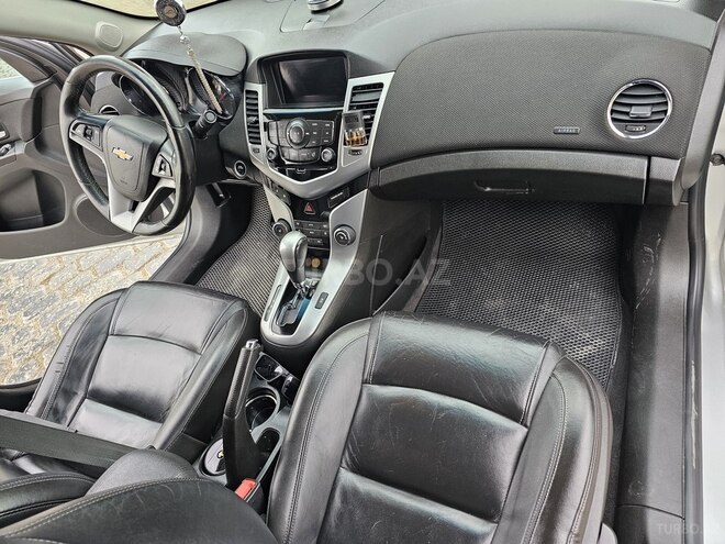 Chevrolet Cruze 2013, 280,000 km - 1.4 л - Qusar