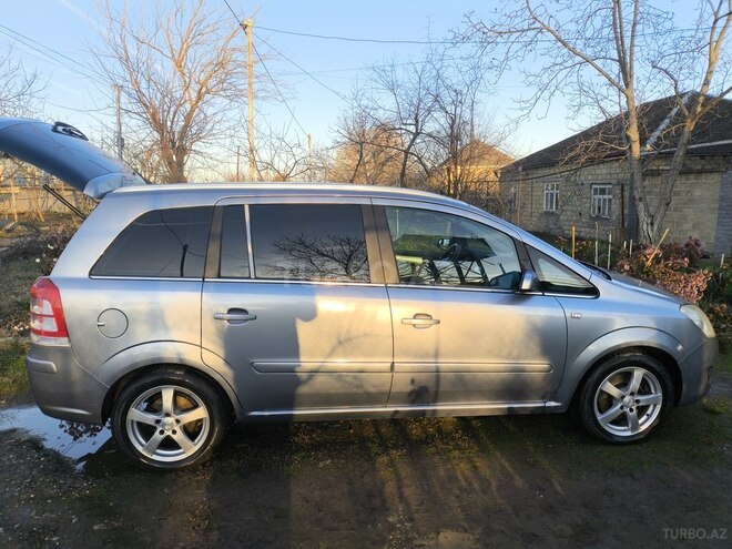 Opel Zafira 2008, 285,000 km - 1.7 l - Bakı