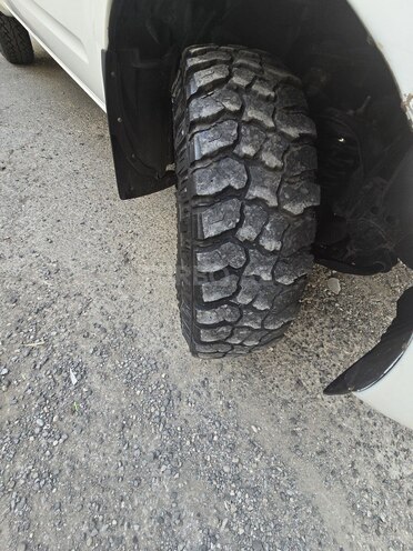 Nissan Navara 2013, 317,000 km - 2.5 l - Bakı