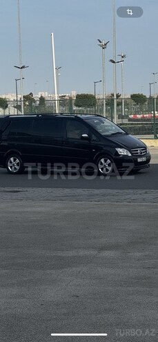 Mercedes Viano-3