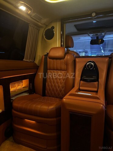 Mercedes Viano-14