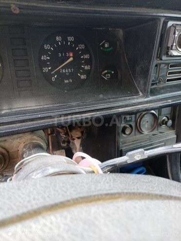 LADA (VAZ) 2107 2004, 95,000 km - 1.6 l - Salyan