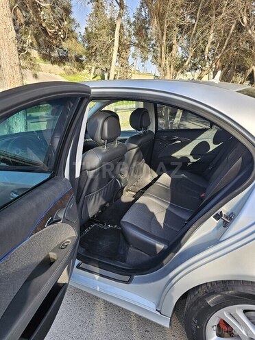 Mercedes E 200 2007, 261,000 km - 1.8 l - Bakı
