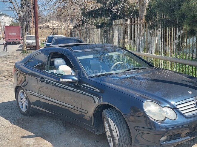 Mercedes C 230 2002, 302,000 km - 1.8 л - Bakı