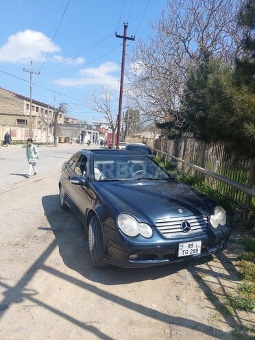 Mercedes C 230 2002, 302,000 km - 1.8 л - Bakı