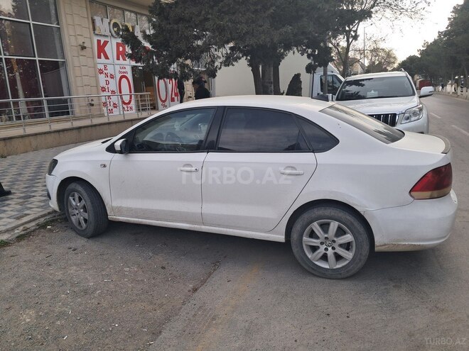 Volkswagen Polo 2012, 250,000 km - 1.6 l - Sumqayıt