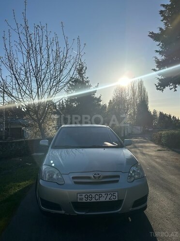 Toyota Corolla 2006, 188,000 km - 1.4 l - Qax