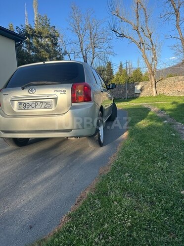 Toyota Corolla 2006, 188,000 km - 1.4 l - Qax