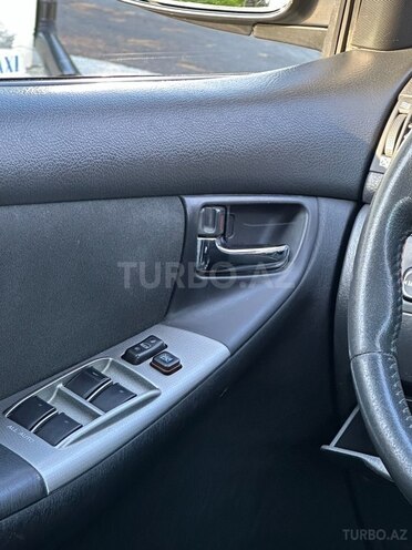Toyota Corolla 2006, 188,000 km - 1.4 l - Qax