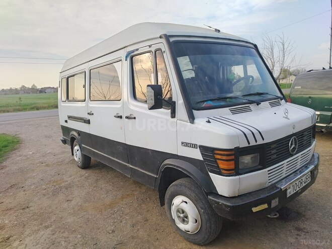 Mercedes 208 D 1991, 250,000 km - 2.5 л - Masallı