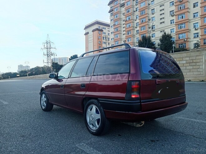 Opel Astra 1995, 200,009 km - 1.6 l - Bakı