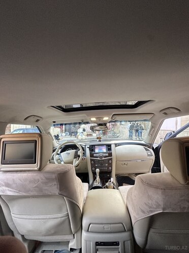 Nissan Patrol 2010, 134,000 km - 5.6 l - Bakı
