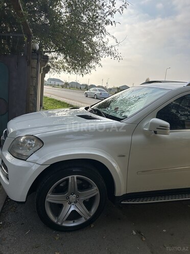 Mercedes GL 500 4MATIC 2011, 193,000 km - 5.5 l - Bakı