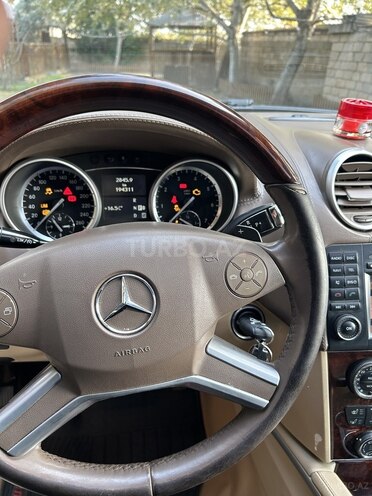 Mercedes GL 500 4MATIC 2011, 193,000 km - 5.5 l - Bakı