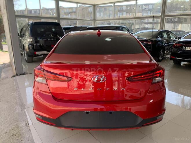 Hyundai Elantra 2020, 111,000 km - 2.0 l - Bakı