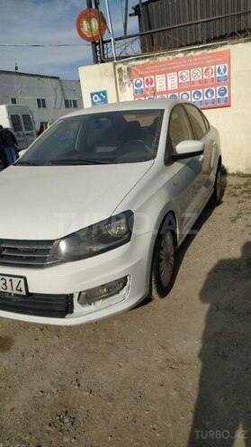 Volkswagen Polo 2017, 300,000 km - 1.6 l - Bakı