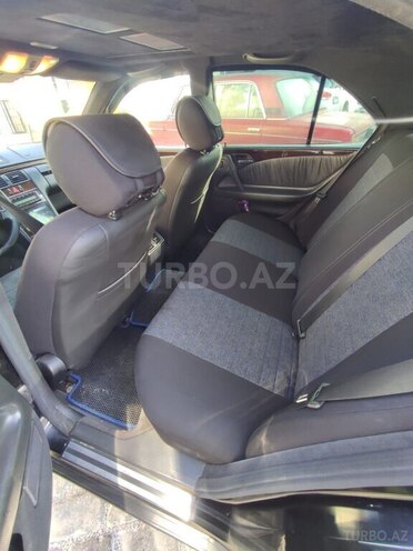 Mercedes E 320 1996, 358,000 km - 3.2 l - Bakı