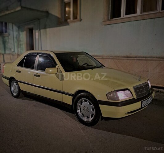 Mercedes C 180 1995, 380,000 km - 1.8 l - Bakı