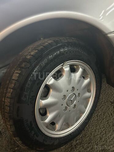 Mercedes C 240 1999, 320,000 km - 2.4 l - Gəncə