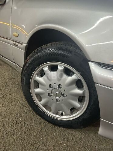 Mercedes C 240 1999, 320,000 km - 2.4 l - Gəncə
