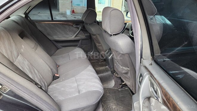 Mercedes E 220 d 1999, 632,000 km - 2.2 l - Bakı
