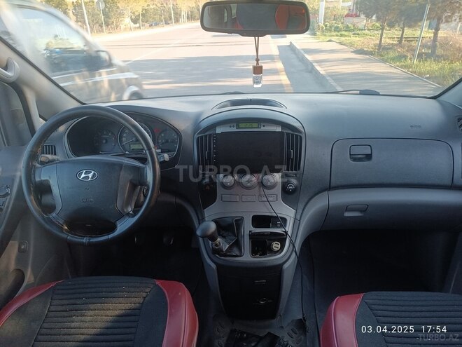 Hyundai H-1 2007, 342,851 km - 2.5 l - Mingəçevir
