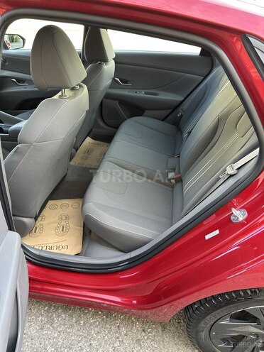 Hyundai Elantra 2022, 83,686 km - 1.6 l - Bakı
