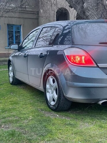 Opel Astra 2006, 390,000 km - 1.3 l - Quba