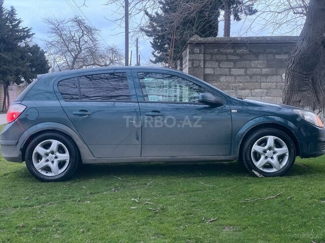 Opel Astra 2006, 390,000 km - 1.3 l - Quba