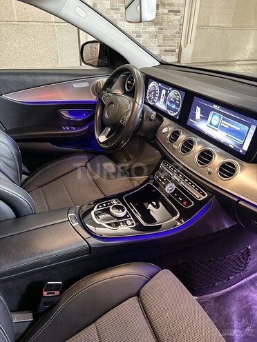 Mercedes E 220 d 2017, 172,000 km - 2.0 l - Bakı