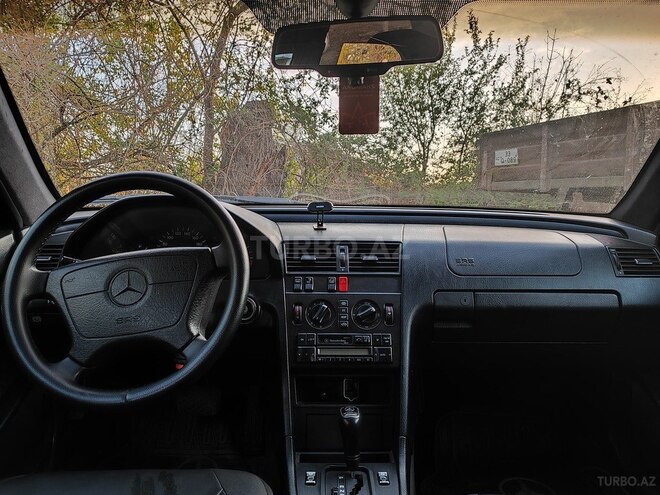 Mercedes C 180 1995, 380,000 km - 1.8 l - Bakı