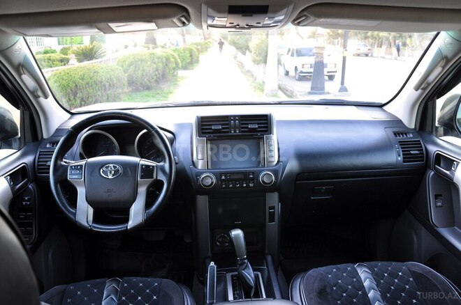 Toyota Land Cruiser Prado 2010, 170,000 km - 2.7 л - Bakı